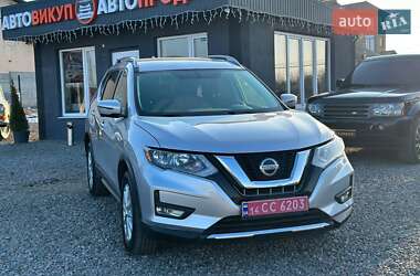 Позашляховик / Кросовер Nissan Rogue 2018 в Харкові