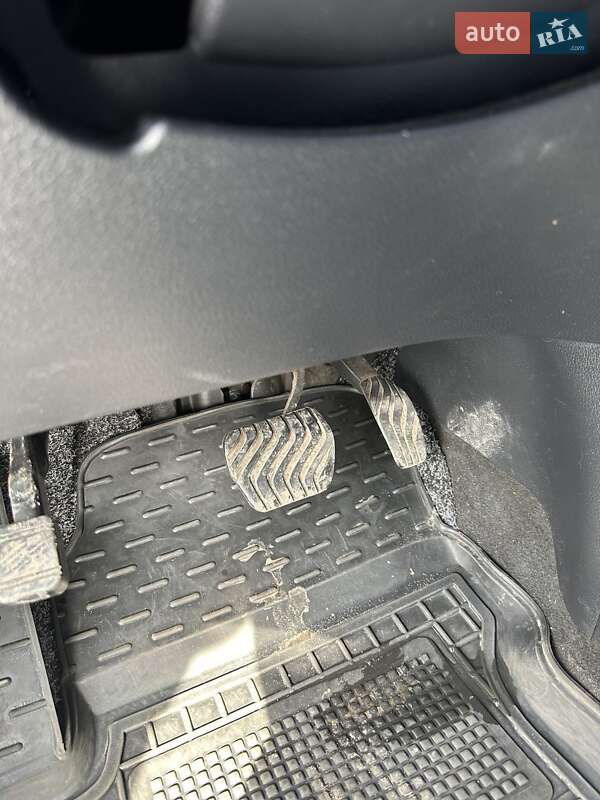 Внедорожник / Кроссовер Nissan Rogue 2015 в Богодухове фото 10 Внедорожник / Кроссовер Nissan Rogue 2015 в Богодухове