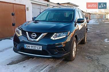 Внедорожник / Кроссовер Nissan Rogue 2016 в Житомире