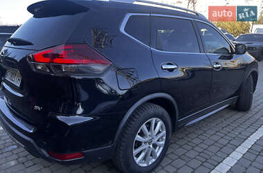 Внедорожник / Кроссовер Nissan Rogue 2019 в 