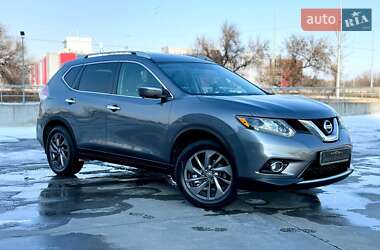 Позашляховик / Кросовер Nissan Rogue 2016 в Києві