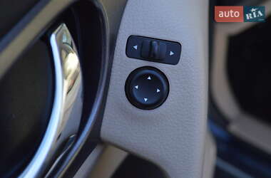 Внедорожник / Кроссовер Nissan Rogue 2015 в Киеве