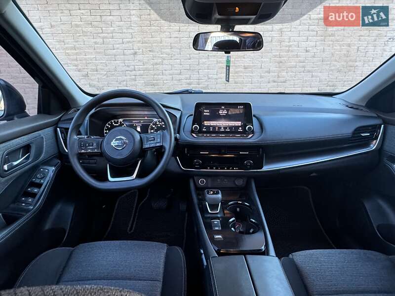 Внедорожник / Кроссовер Nissan Rogue 2020 в Одессе