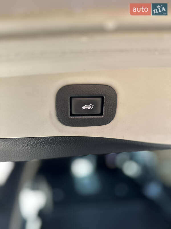 Позашляховик / Кросовер Nissan Rogue 2019 в Маневичах