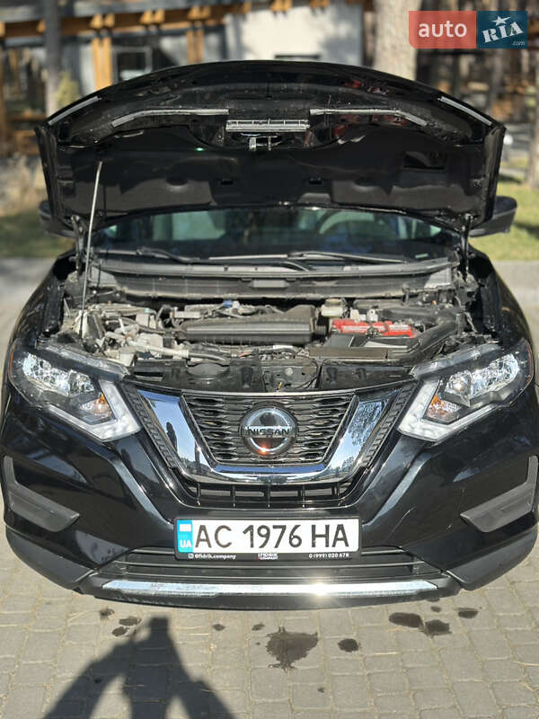 Позашляховик / Кросовер Nissan Rogue 2019 в Маневичах