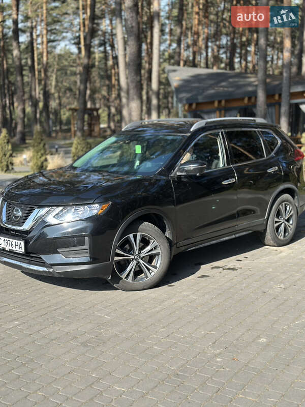 Позашляховик / Кросовер Nissan Rogue 2019 в Маневичах