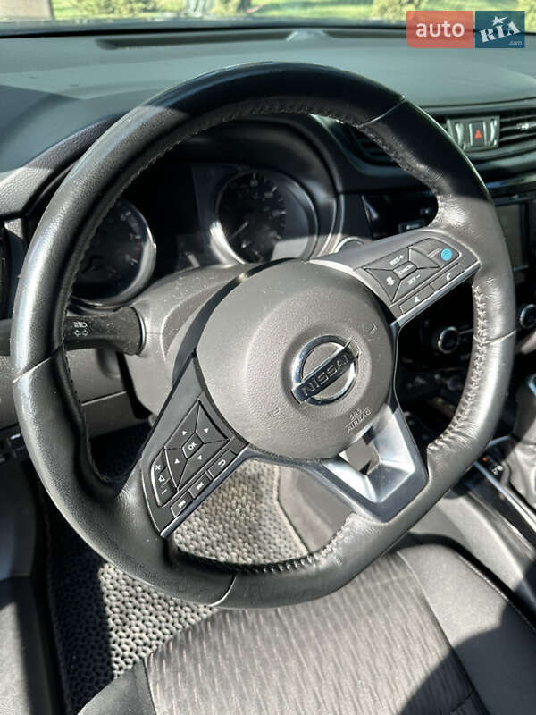 Позашляховик / Кросовер Nissan Rogue 2019 в Маневичах