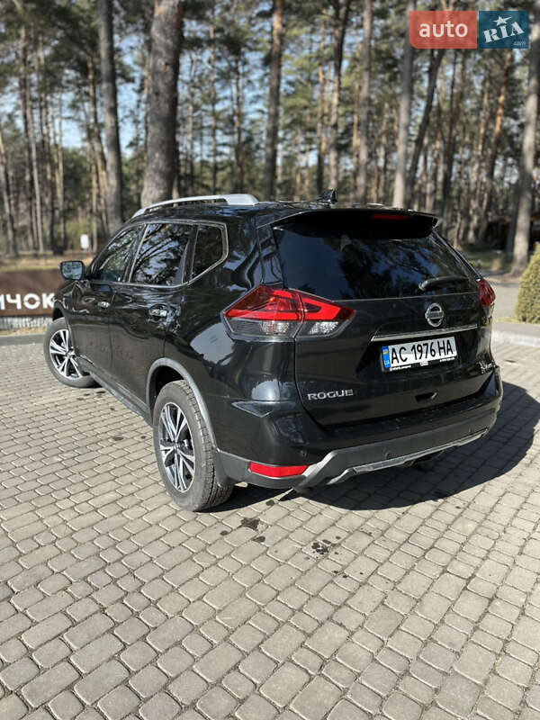 Позашляховик / Кросовер Nissan Rogue 2019 в Маневичах