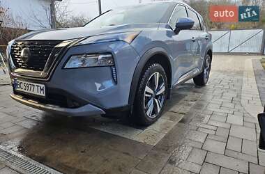 Внедорожник / Кроссовер Nissan Rogue 2020 в 