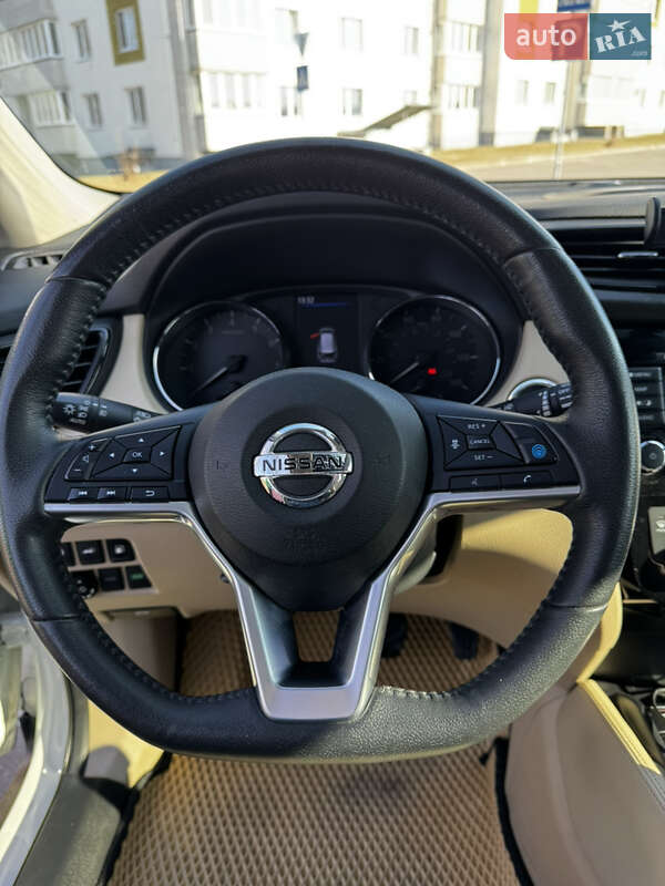 Внедорожник / Кроссовер Nissan Rogue 2018 в Виннице