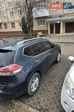 Внедорожник / Кроссовер Nissan Rogue 2014 в 