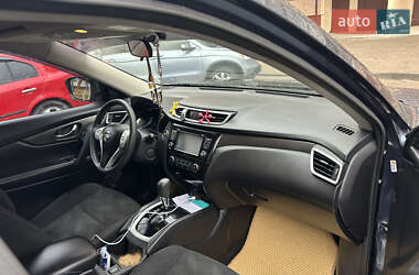 Внедорожник / Кроссовер Nissan Rogue 2014 в 