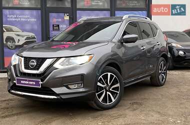 Внедорожник / Кроссовер Nissan Rogue 2019 в 