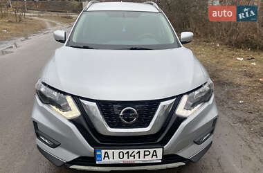 Внедорожник / Кроссовер Nissan Rogue 2017 в Фастове