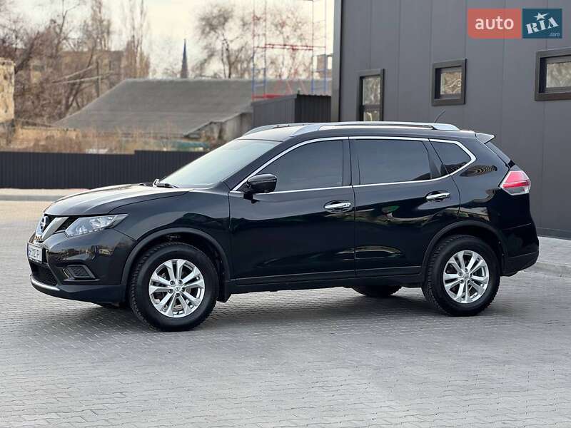 Внедорожник / Кроссовер Nissan Rogue 2016 в Одессе