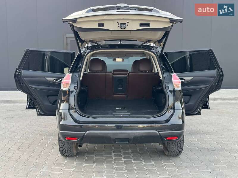 Внедорожник / Кроссовер Nissan Rogue 2016 в Одессе