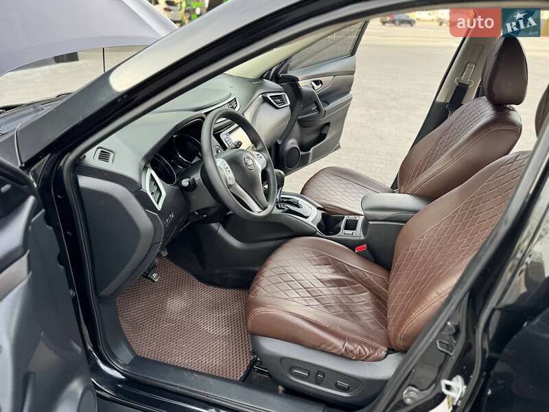 Внедорожник / Кроссовер Nissan Rogue 2016 в Одессе