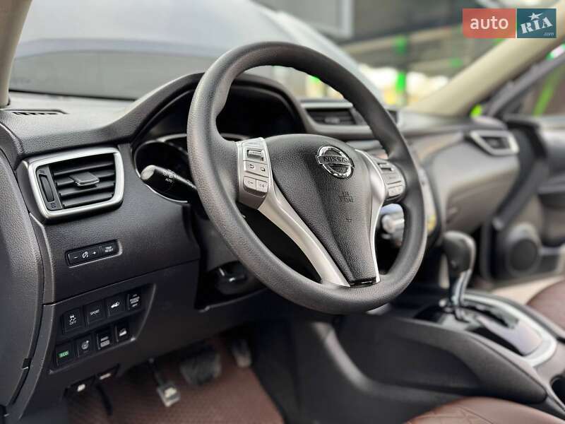 Внедорожник / Кроссовер Nissan Rogue 2016 в Одессе
