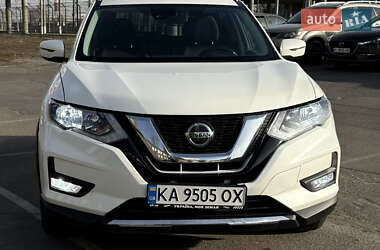 Внедорожник / Кроссовер Nissan Rogue 2019 в Киеве