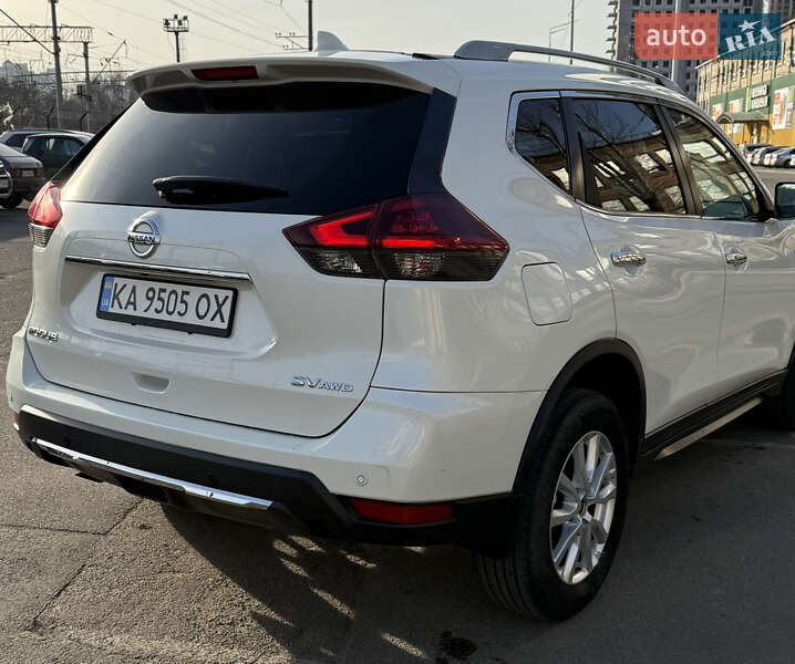 Позашляховик / Кросовер Nissan Rogue 2019 в Києві