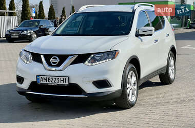 Внедорожник / Кроссовер Nissan Rogue 2016 в Житомире