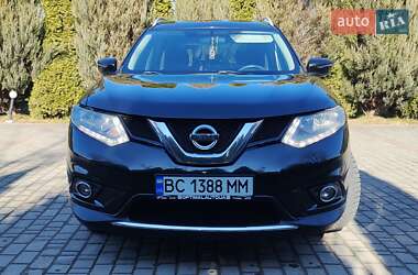 Позашляховик / Кросовер Nissan Rogue 2016 в 