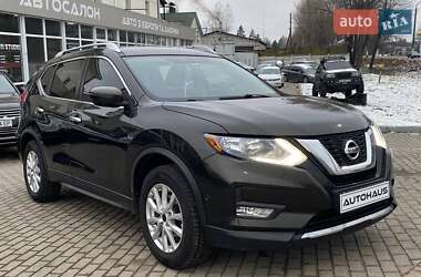 Внедорожник / Кроссовер Nissan Rogue 2017 в Житомире