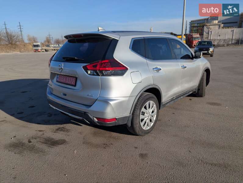 Внедорожник / Кроссовер Nissan Rogue 2018 в Днепре