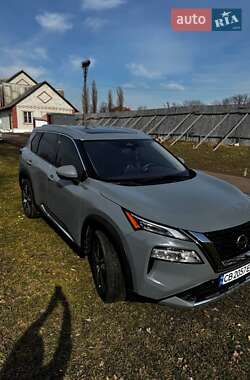 Внедорожник / Кроссовер Nissan Rogue 2021 в 