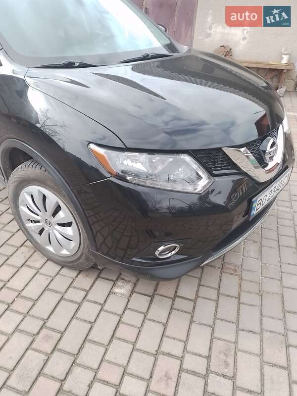 Позашляховик / Кросовер Nissan Rogue 2015 в Теребовлі