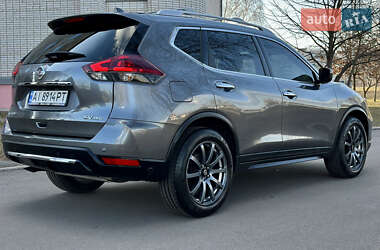 Внедорожник / Кроссовер Nissan Rogue 2019 в 
