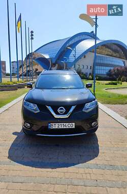 Внедорожник / Кроссовер Nissan Rogue 2014 в 