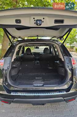 Внедорожник / Кроссовер Nissan Rogue 2014 в 