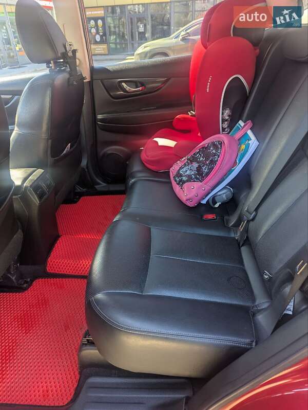 Внедорожник / Кроссовер Nissan Rogue 2017 в Житомире фото 8 Внедорожник / Кроссовер Nissan Rogue 2017 в Житомире