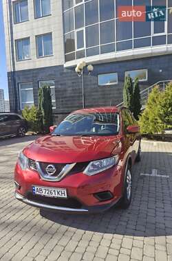 Внедорожник / Кроссовер Nissan Rogue 2016 в 