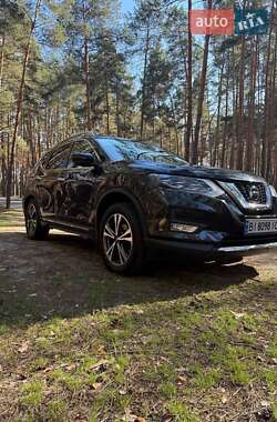 Внедорожник / Кроссовер Nissan Rogue 2019 в Полтаве