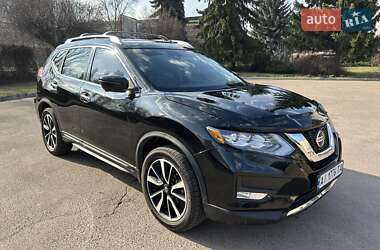 Внедорожник / Кроссовер Nissan Rogue 2018 в Киеве