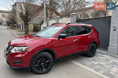 Позашляховик / Кросовер Nissan Rogue 2017 в 