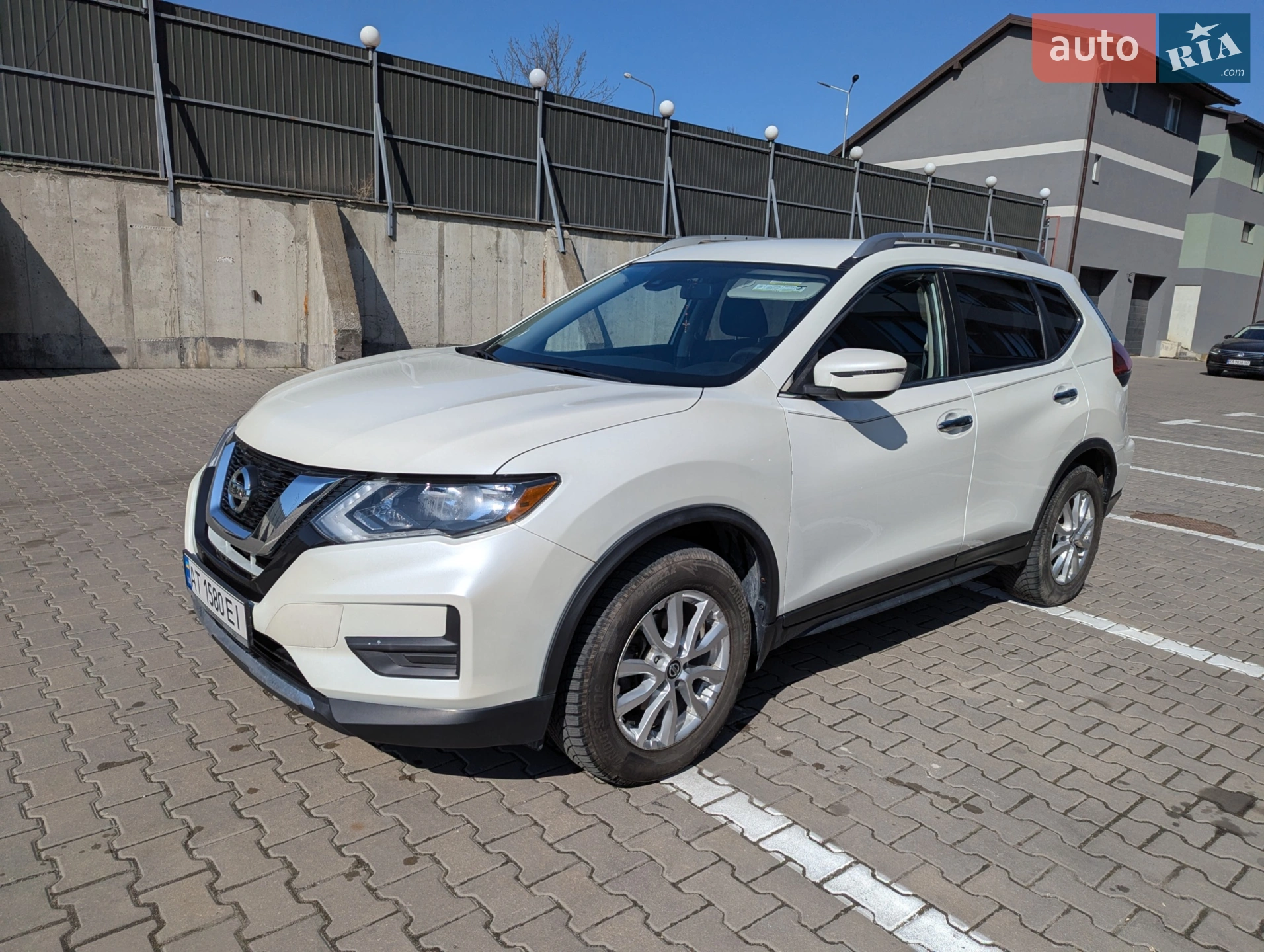 2018 Nissan Rogue - фото 1