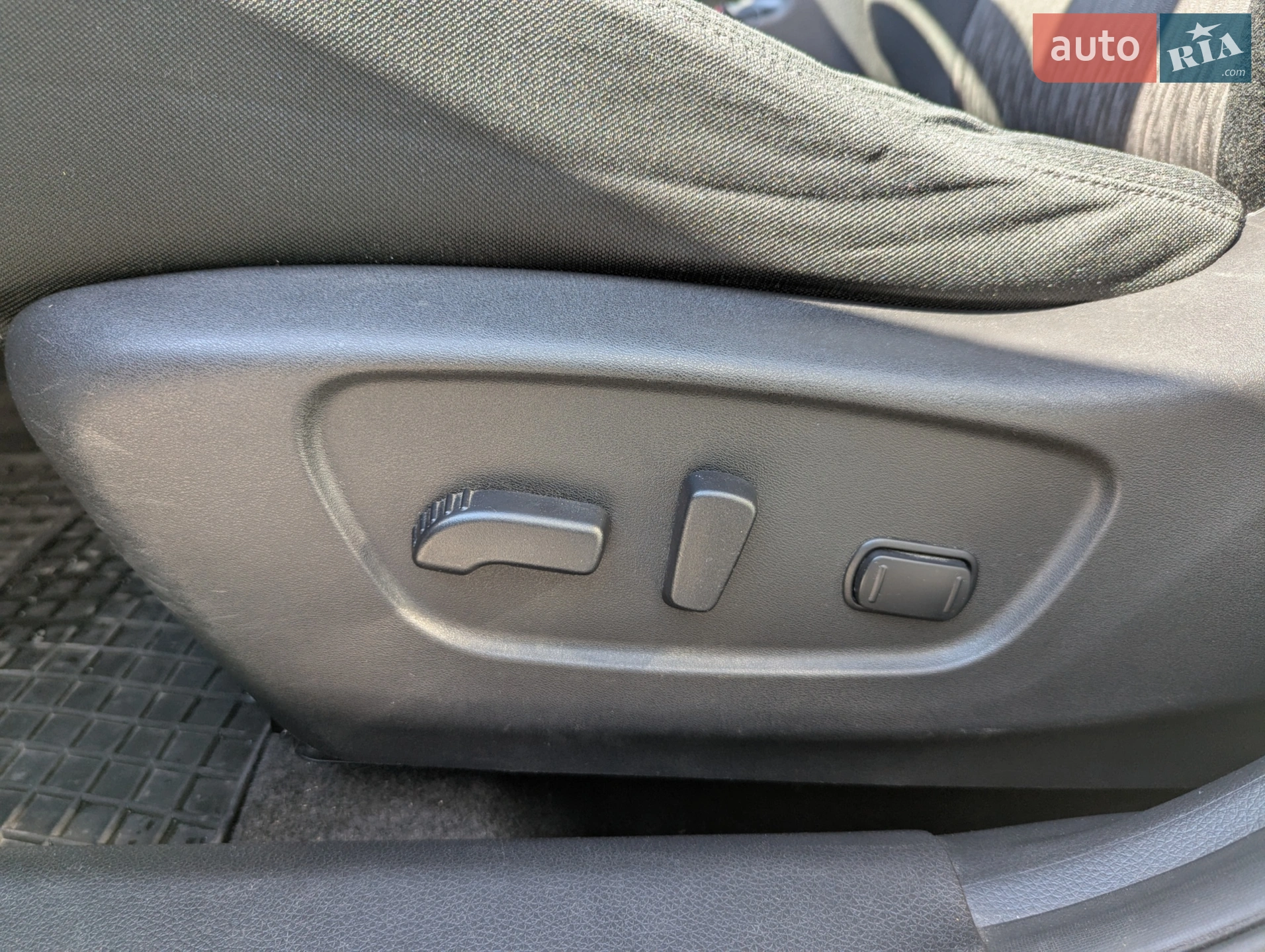 2018 Nissan Rogue - мініатюра 19