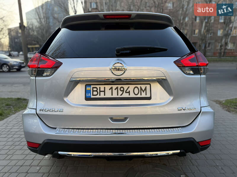 Внедорожник / Кроссовер Nissan Rogue 2017 в Одессе