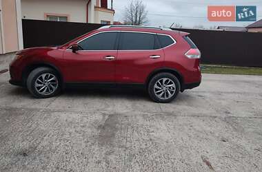 Позашляховик / Кросовер Nissan Rogue 2015 в 
