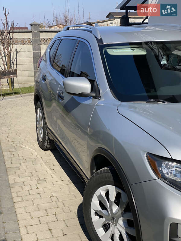 Позашляховик / Кросовер Nissan Rogue 2018 в Рівному