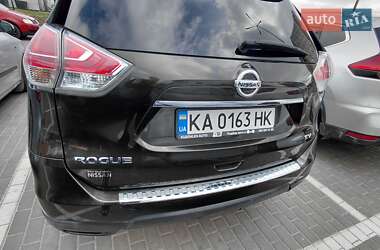Внедорожник / Кроссовер Nissan Rogue 2016 в 