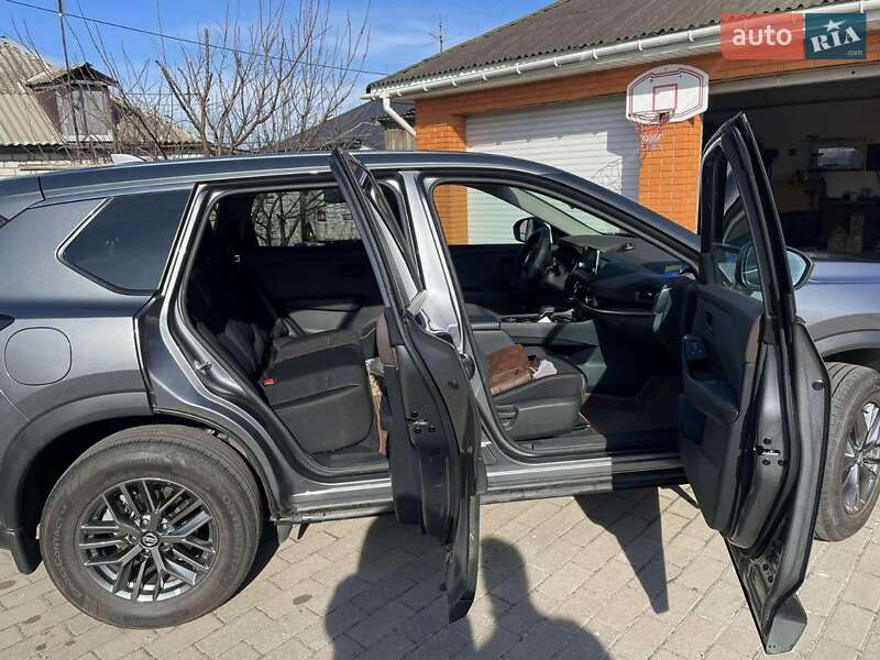 Позашляховик / Кросовер Nissan Rogue 2020 в Броварах