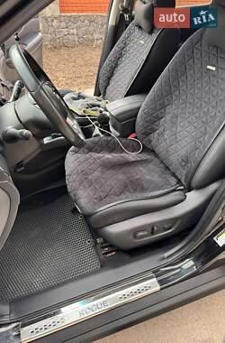 Позашляховик / Кросовер Nissan Rogue 2017 в 