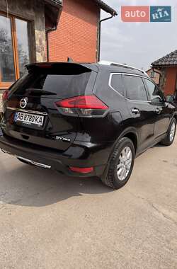Позашляховик / Кросовер Nissan Rogue 2017 в 