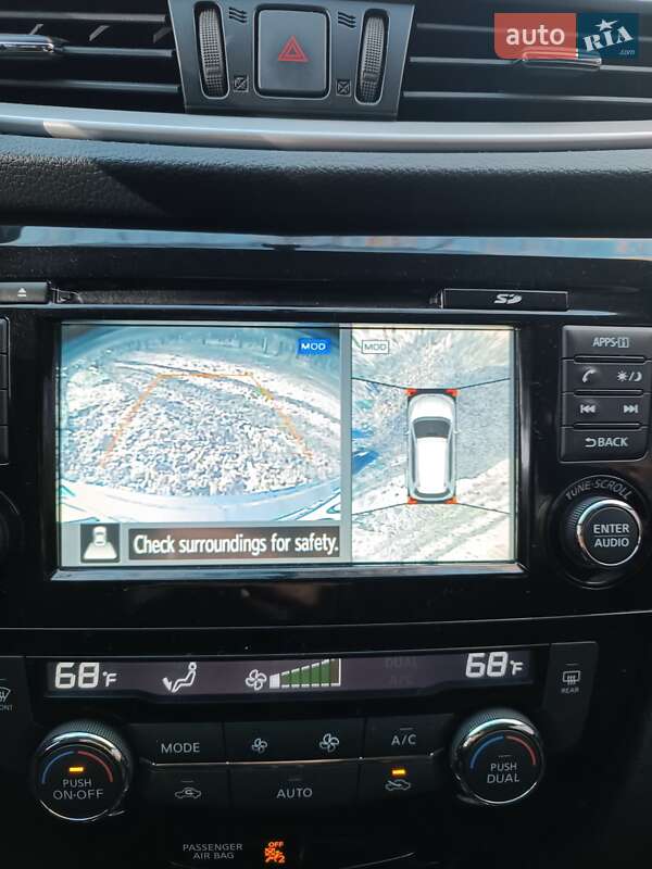 Позашляховик / Кросовер Nissan Rogue 2015 в Хмільнику