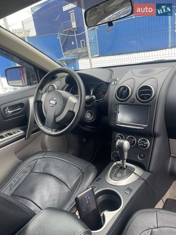 Позашляховик / Кросовер Nissan Rogue 2015 в Вінниці