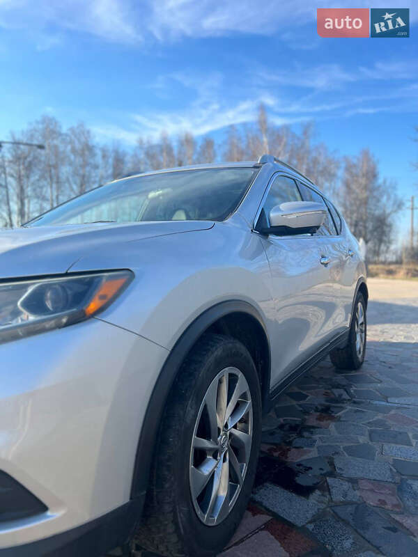 Внедорожник / Кроссовер Nissan Rogue 2013 в Броварах